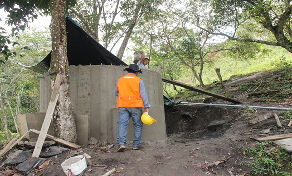 Ejecución de Obra - Mejoramiento de Agua Potable y Letrinas Sanitarias en el Caserío El Paraiso